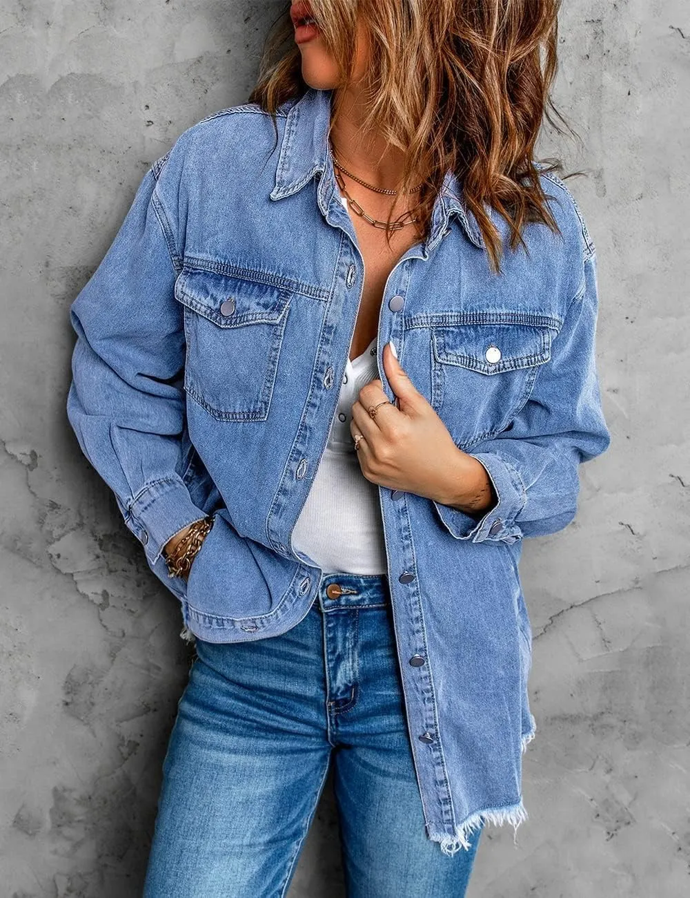 Vetinee Womens Oversized Button Up Frayed Hem Shacket Long Sleeve Pockets Denim Jean Jacket
